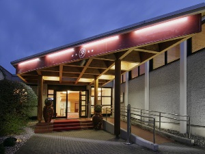 Bild des Hoteleinganges